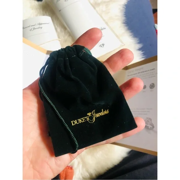 REAL Diamonds and 14 Karat White Gold Ring - Picture 7 of 15